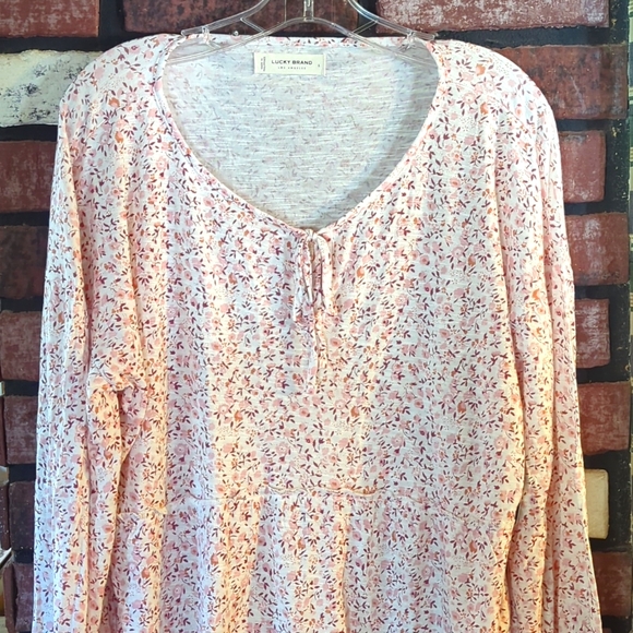 Lucky Brand Tops - Lucky Brand Pink Floral Long Sleeve Scoop Neck Top NWT